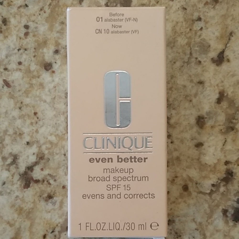 Clinique Even Better Foundation SPF15 Alabaster